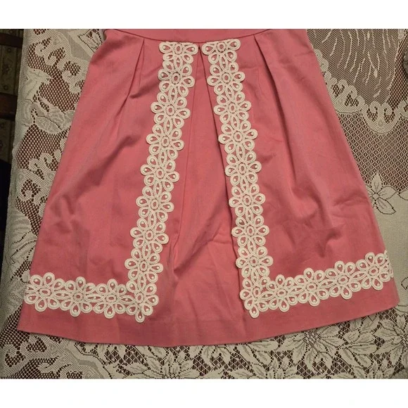 EUC Lilly Pulitzer Sz 0 Pink Betsey Dress Strapless White Lace Embroidery Pleat - Picture 10 of 16